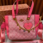 Fucsia