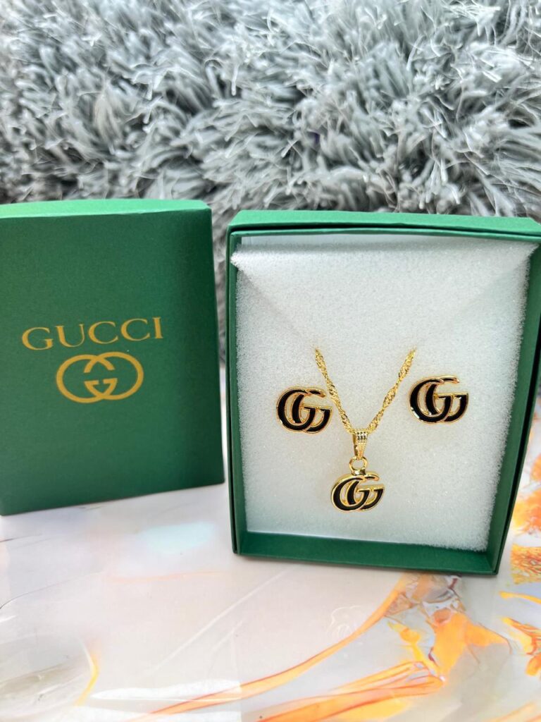 Set Acero Inoxidable Gucci Premium 353