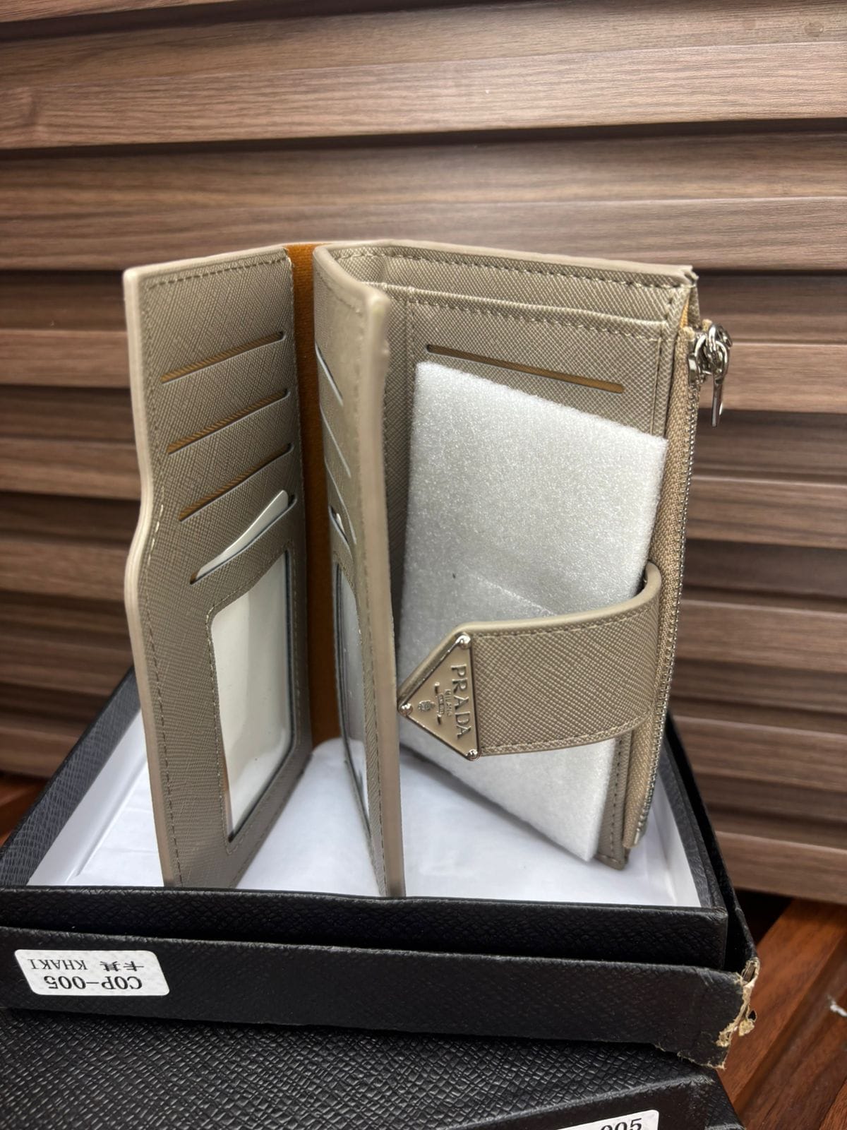 Billetera PRADA c/caja  KJL2L