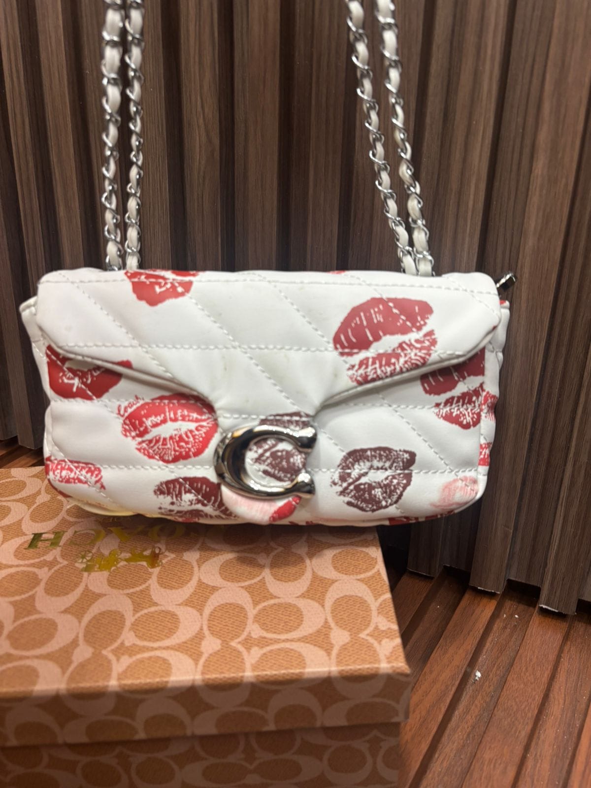 Coach Crossbody CODMEW936