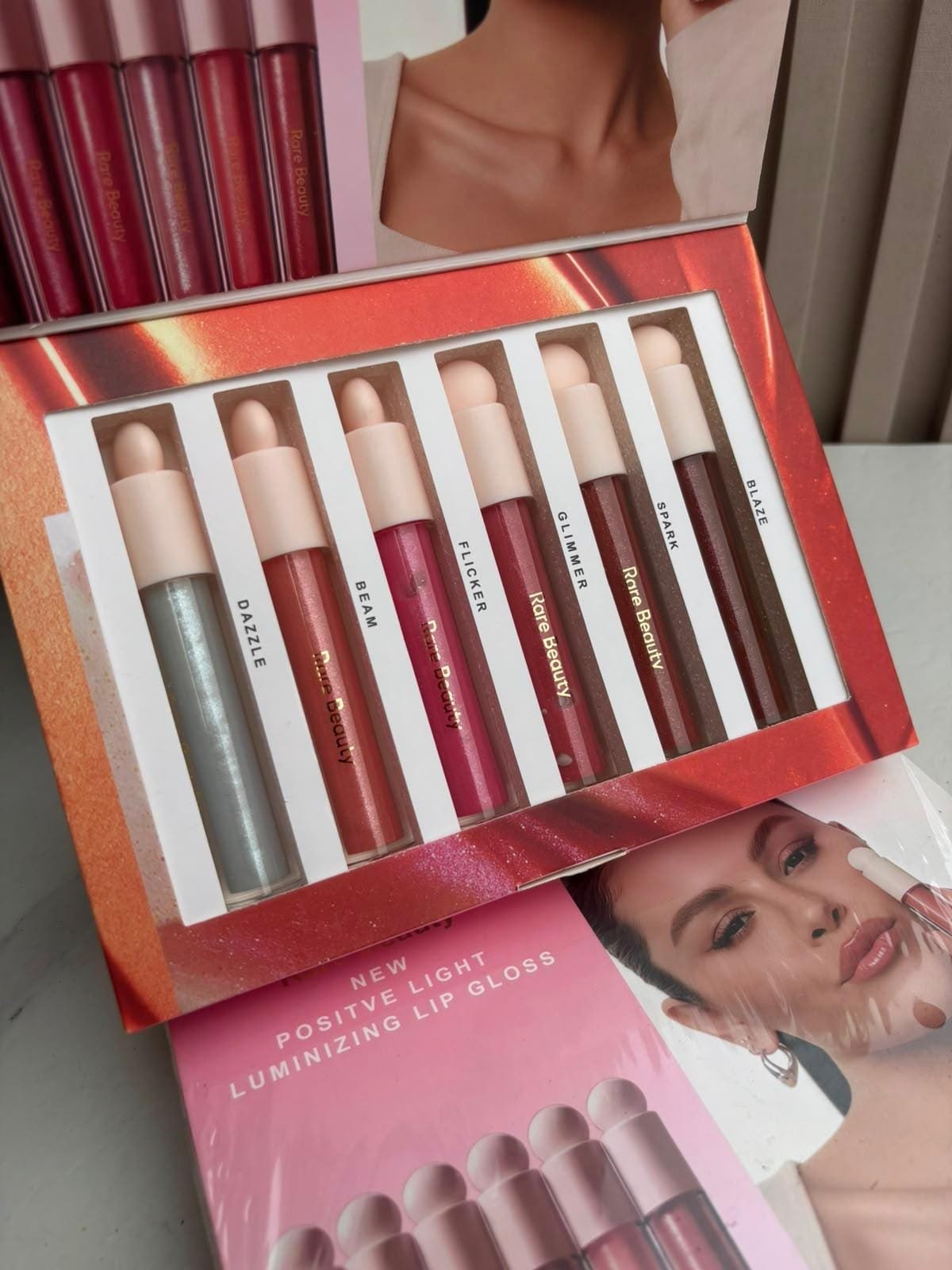 SET LIP GLOSS